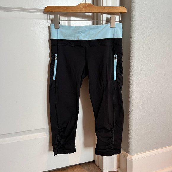 Lululemon Ruched Leggings Reflective Stitch & Logo Hardware Zipper Side Pockets - Picture 1 of 9